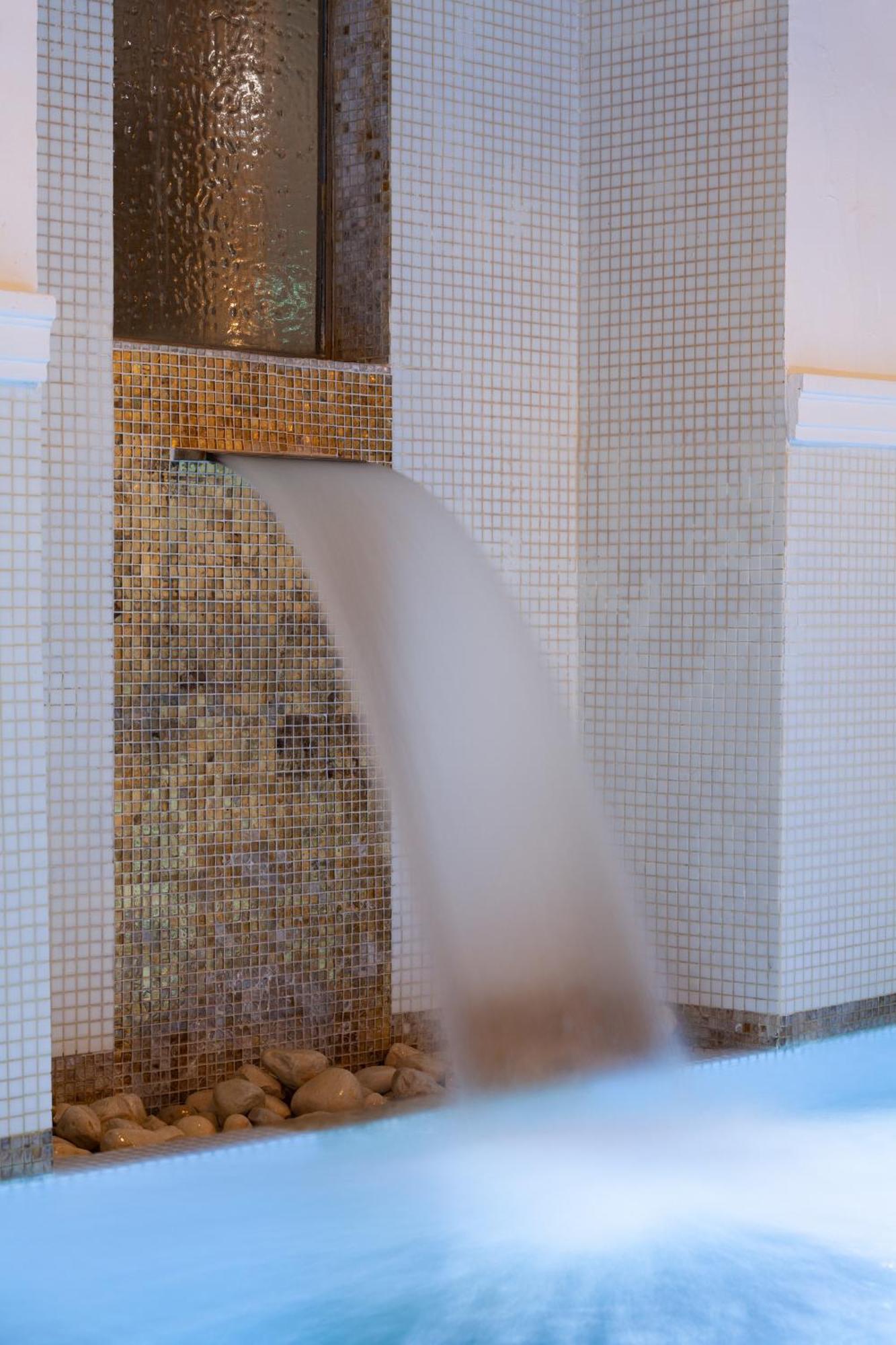 Nora Club Hotel & Spa プーラ エクステリア 写真